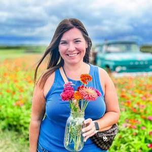 Meet your Posher, Victoria